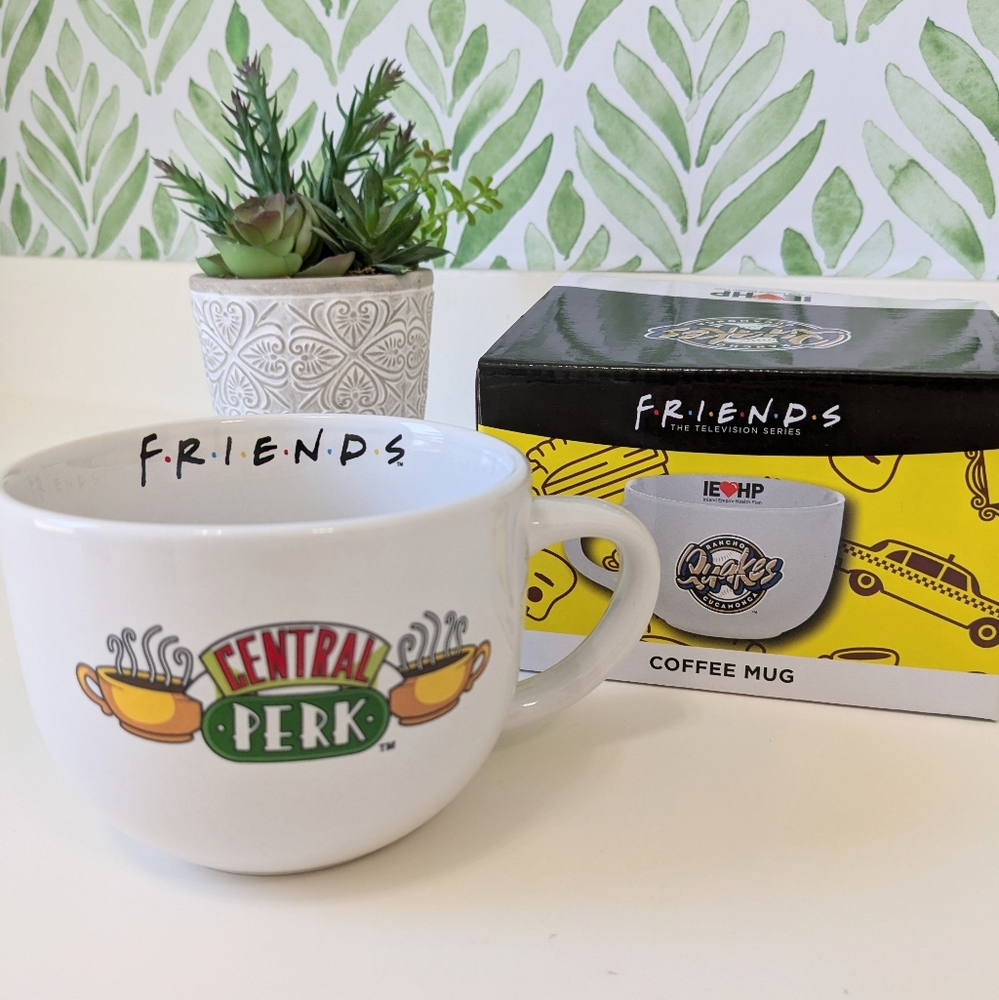 ⭐NIB Friends Central Perk Coffee Mug⭐